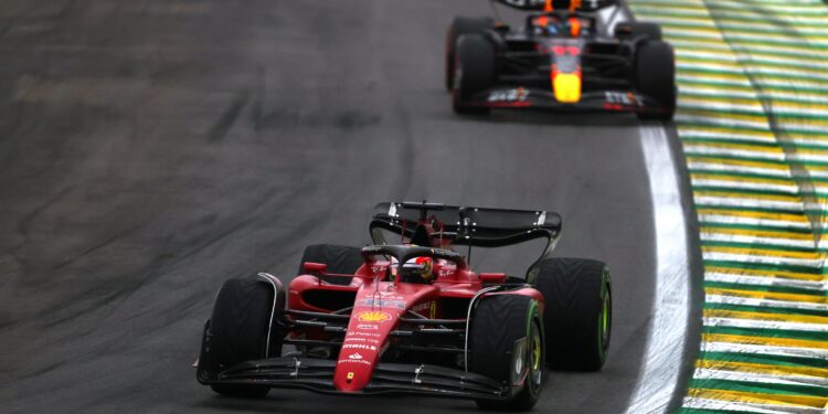 Pérez “super desapontado” com o nono lugar: “Não sei o que é que o Leclerc e a Ferrari estavam a fazer”