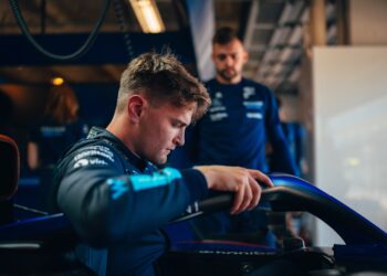 Sargeant regressa ao volante do carro da Williams na segunda sessão em Interlagos