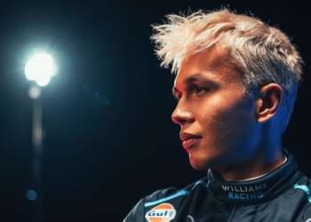 Albon não acredita que a Williams possa replicar o salto competitivo da Haas em 2023