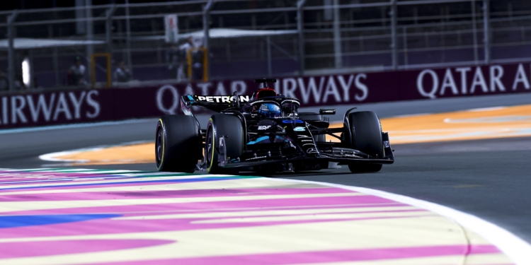 Mercedes admite que triunfo no Brasil levou a equipa pelo caminho errado