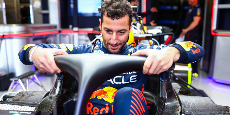 Ricciardo conduzirá um carro de Fórmula 1 da Red Bull no mítico circuito de Nordschleife