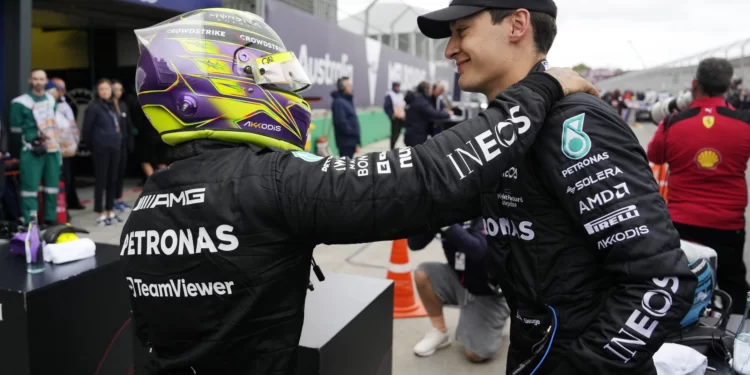 Russell e Hamilton falam em resultado “totalmente inesperado”: “É incrível estar tão perto da Red Bull”