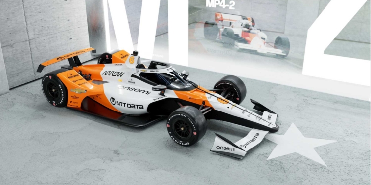 McLaren celebra a sua Tripla Coroa com decorações especiais em Indianápolis