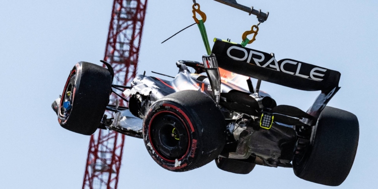 Pérez “super desapontado” com o acidente na qualificação: “Não acredito no que fiz”