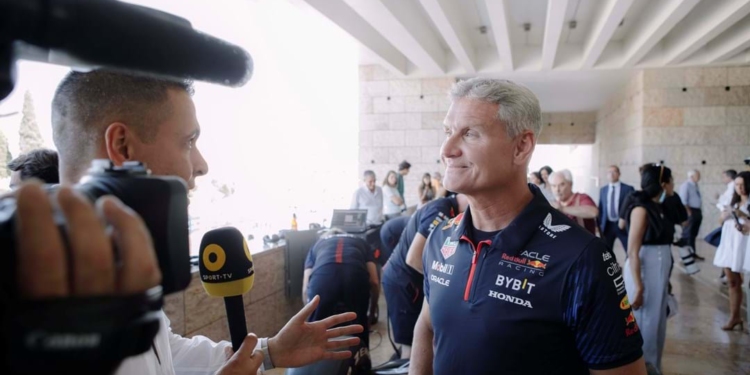 Coulthard já chegou a Portugal e promete “grande espetáculo” nas ruas da capital