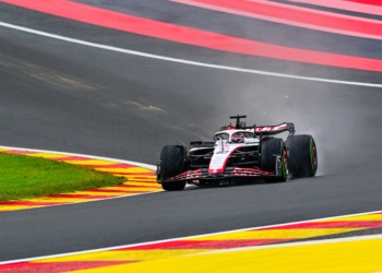 Magnussen penalizado com três posições na grelha em Spa-Francorchamps