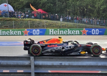 Pérez lamenta colisão que “arruinou” a sua sprint, Hamilton fala em “incidente de corrida”