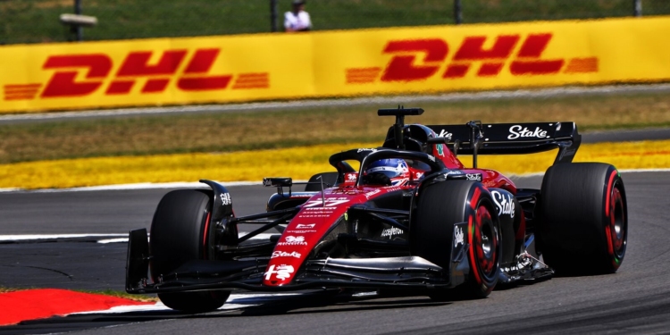 Bottas desclassificado da sessão de qualificação em Silverstone