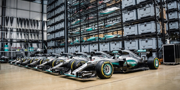 [FOTOS] Mercedes abre as portas do departamento ‘heritage’ em Brackley