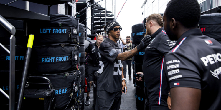 Perseguir Pérez e preparar futuras lutas com Verstappen: Hamilton define os seus objetivos para o que resta de 2023