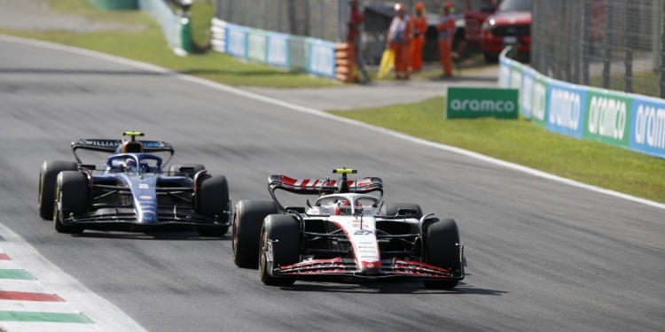 Hulkenberg acredita que será preciso “algo de mágico” para destronar a Williams do sétimo lugar