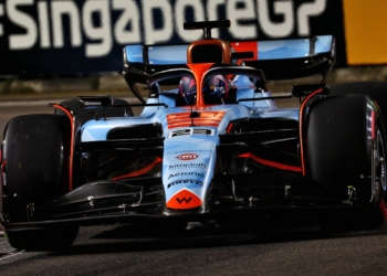 Vowles lamenta toque de Pérez em Albon: “Pode decidir posições no campeonato”