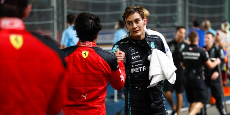 Russell aponta à vitória após segundo lugar na qualificação em Singapura