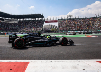 Hamilton: “O carro está diferente da noite para o dia em relação à semana passada”