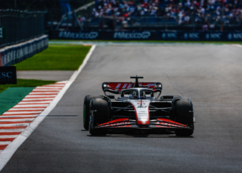 Haas “muito impressionada” com a prestação de Bearman no treino livre