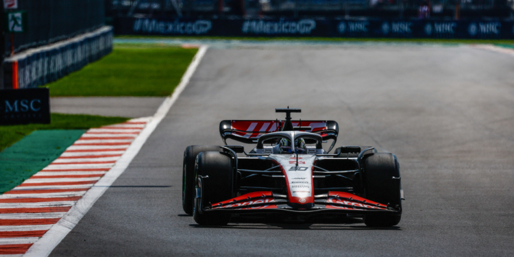 Haas “muito impressionada” com a prestação de Bearman no treino livre