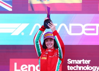 Marta García mantém vivo o sonho da Fórmula 1 após título na F1 Academy