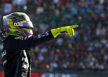 Hamilton com “confiança total” na Mercedes após “incrível” segundo lugar no México