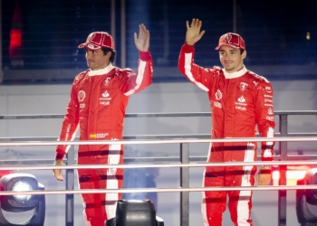 Sainz e Leclerc confiantes de que o carro da Ferrari será competitivo em Las Vegas