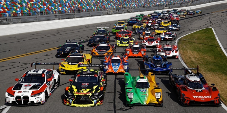 Button, Massa e Grosjean entre os ex-pilotos de Fórmula 1 presentes em Daytona