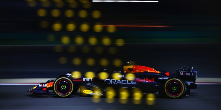 Verstappen termina o primeiro dia do teste do Bahrain com mais de um segundo de vantagem sobre Norris
