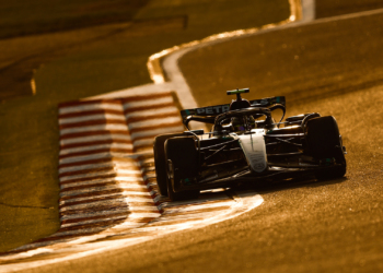 Hamilton: “Fizemos claramente uma melhoria com o carro deste ano”