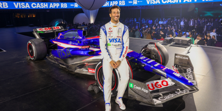 Ricciardo aponta ao top 5 com o VCARB 01: “É mais um passo em frente para a equipa”