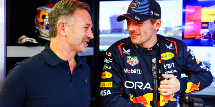 Oficial: Horner mantém-se como diretor de equipa da Red Bull