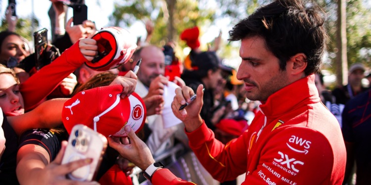 Sainz entrará em pista e fará reavaliação após o segundo treino livre