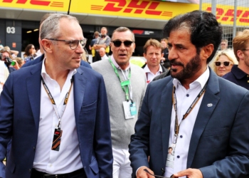 Ben Sulayem e Domenicali reúnem-se para discutir o caso Horner 