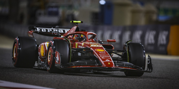 Vasseur: “Não estamos aqui para ser mais lentos, mas reduzimos em 50% a diferença para a Red Bull”