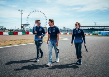 Sargeant correrá com o chassis que Albon danificou em Melbourne 