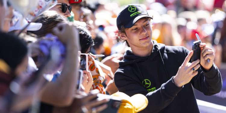 Kimi Antonelli estrear-se-á em pista com um Fórmula 1 da Mercedes na Áustria