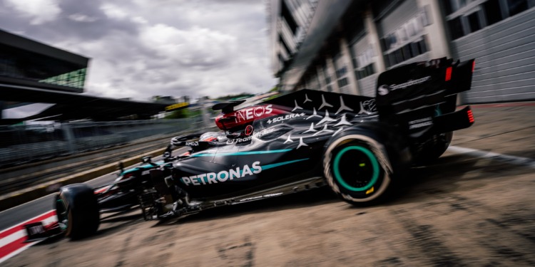 Kimi Antonelli estreou-se com um Fórmula 1 da Mercedes na Áustria