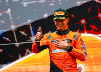 Norris surpreendido com o pódio: “Apostei que terminaríamos 35 segundos atrás da Ferrari”