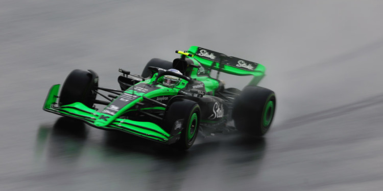 Zhou “aliviado” e “muito satisfeito” após dia “incrível” em Xangai