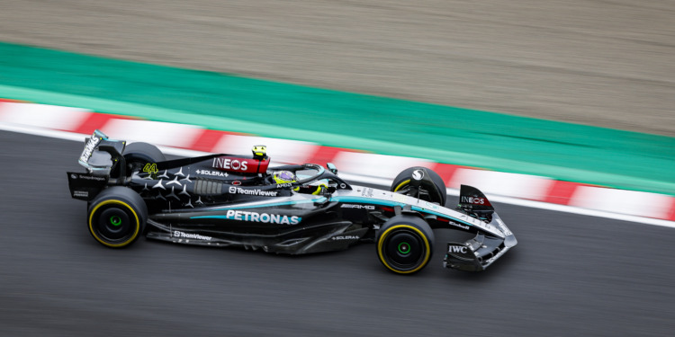Hamilton entusiasmado com o potencial da Mercedes em Suzuka: “Foi a melhor sessão do ano”