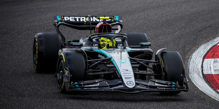 Hamilton e as alterações na afinação: “Pensei que o carro não podia ficar pior, mas ficou”