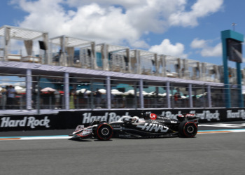 Magnussen: “Não é assim que gosto de correr, mas era o que tinha de fazer”