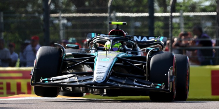 Hamilton: “Estamos em terra de ninguém”