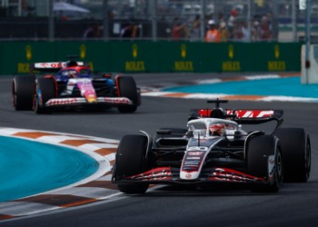 Magnussen fica a dois pontos de ser banido por uma corrida após o Grande Prémio de Miami