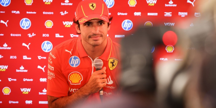 Sainz estará em conversações com a Williams para 2025