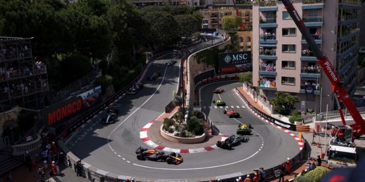 Verstappen fala em corrida “muito, muito aborrecida” e num fim de semana “para esquecer” para a Red Bull