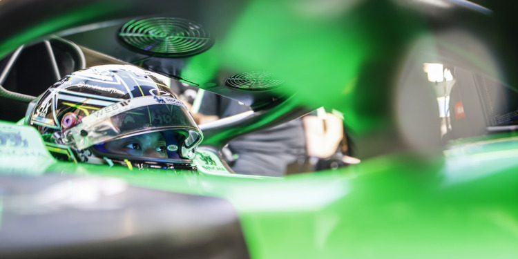 Zhou ainda não sabe se tem lugar para 2025: “Não quero ficar um ano de fora”