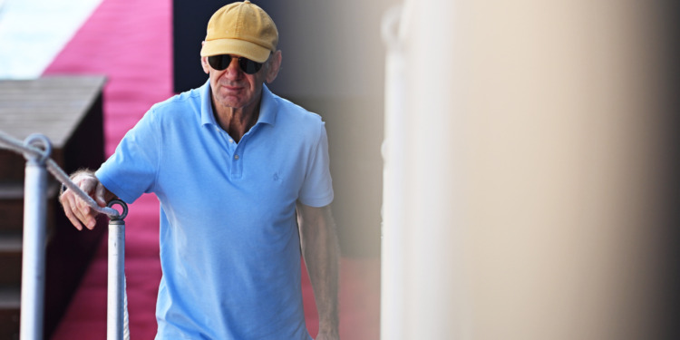 Newey visitou as instalações da Aston Martin em Silverstone