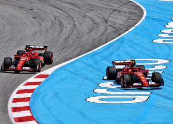 Leclerc fala em manobra “desnecessária” e Sainz responde: “Ele queixa-se demasiado depois das corridas”