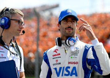 Ricciardo frustrado com a estratégia da equipa: “Foi uma das piores decisões que vi em 250 corridas”