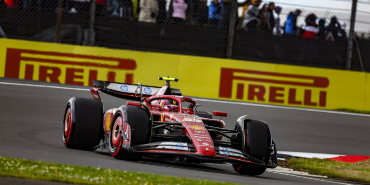 Ferrari tirou as evoluções do carro e regressou ao pacote de Imola: “Não é mais rápido, mas é mais previsível”