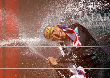 Hamilton: “Houve dias em que senti que não era suficientemente bom ou que não ia voltar a estar onde estou hoje”