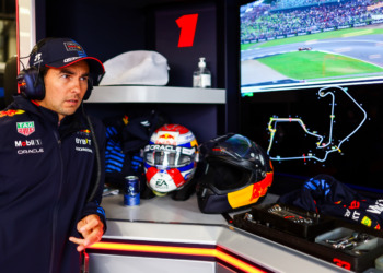 Pérez renovou com a Red Bull há um mês, mas já pode ter o futuro em risco